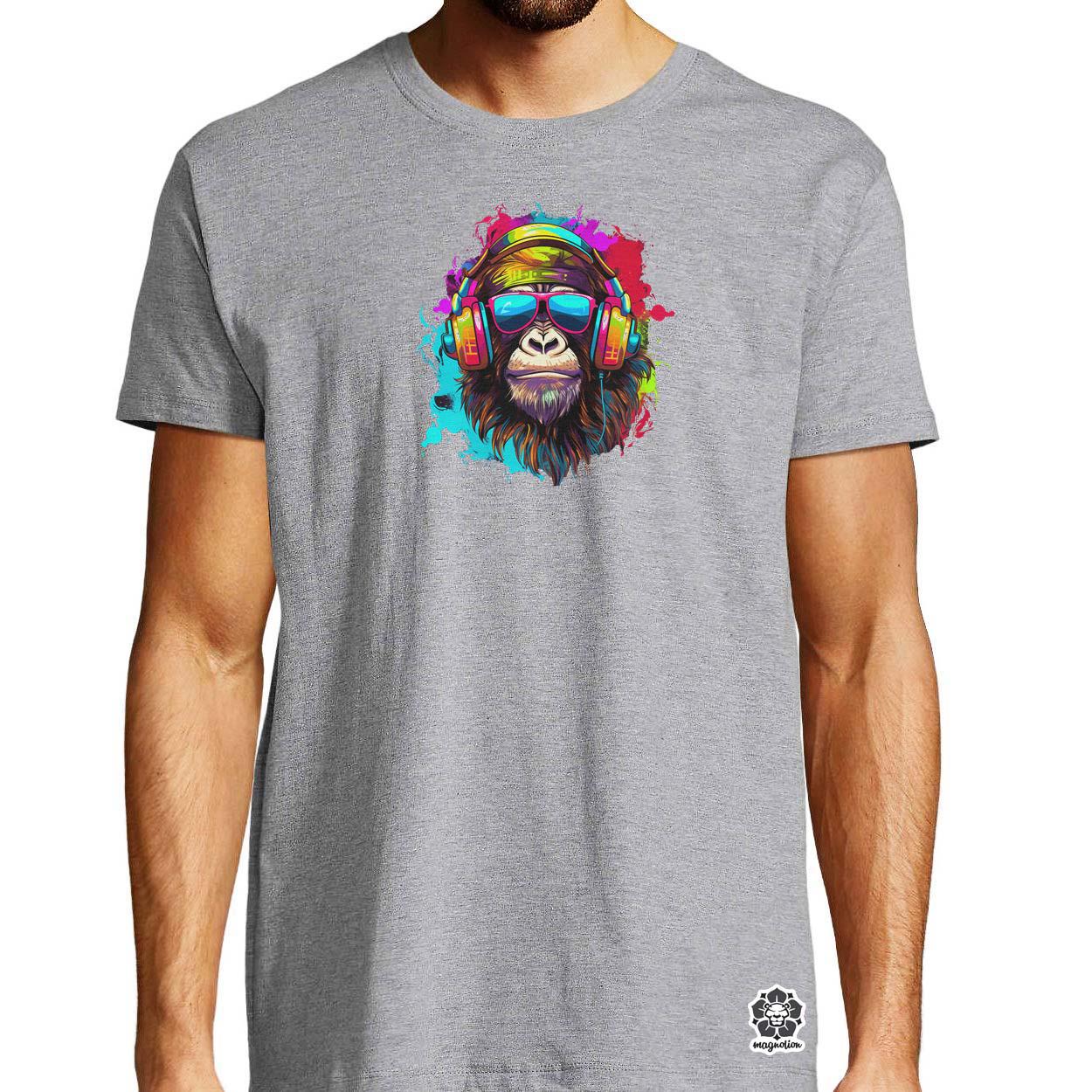 Gorilla zenét hallgat v4 egyedi póló 