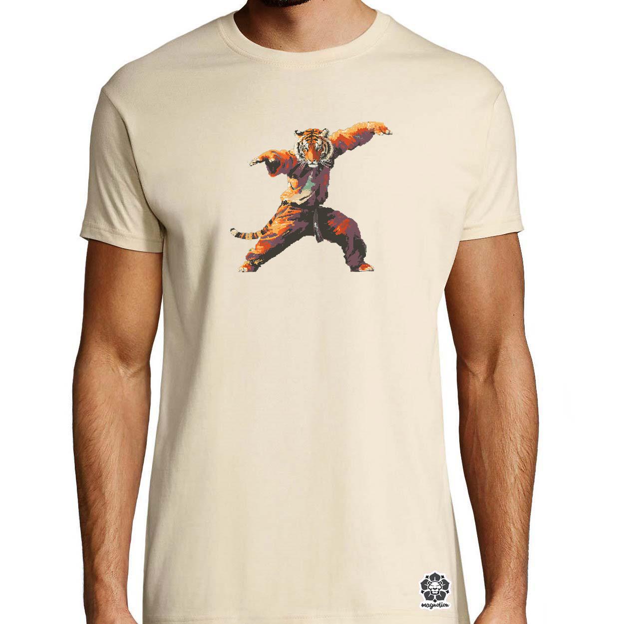 Pixelart kung fu tigris v3 egyedi póló 