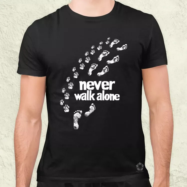 Never walk alone férfi póló