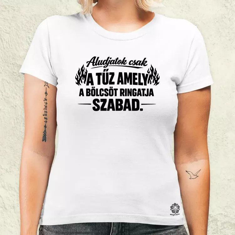 Aludjatok csak fekete női póló