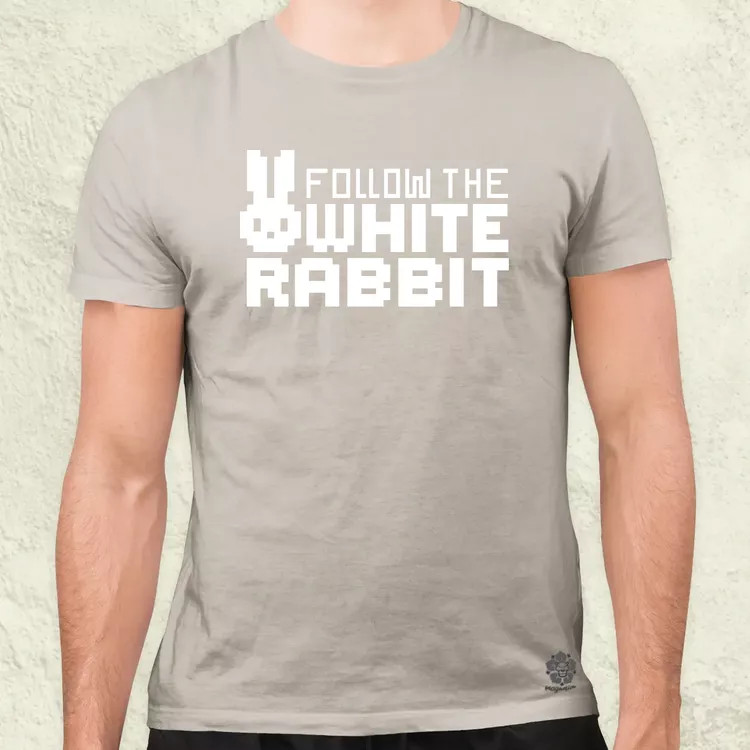 Follow the White Rabbit férfi póló
