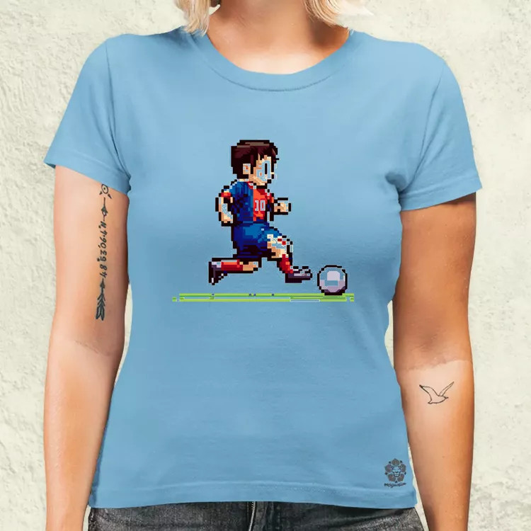 Messi labdával pixelart női póló