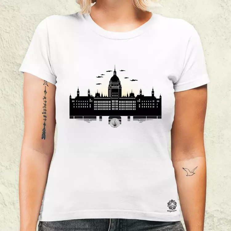 Minimál Budapest Parlament v3 női póló