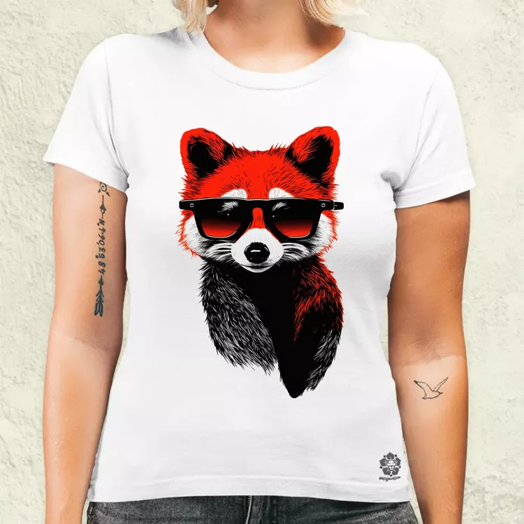 Laza vörös panda v3 női póló