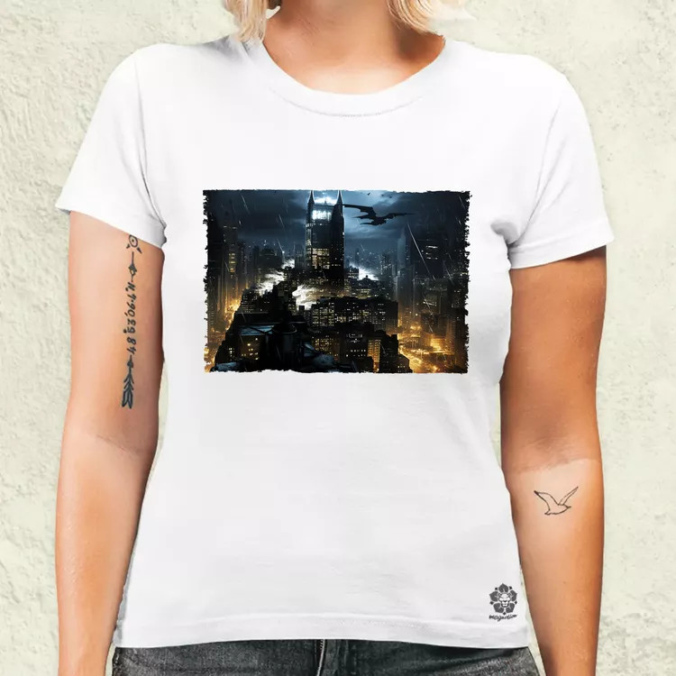 Pareidolia Batman város fantázia v3 női póló