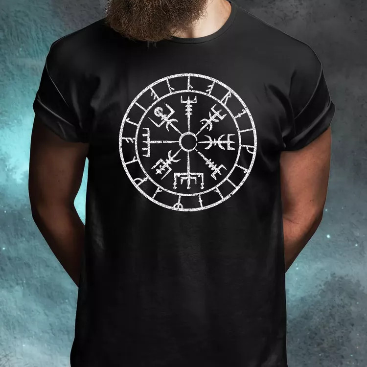 Vegvísir fehér férfi póló