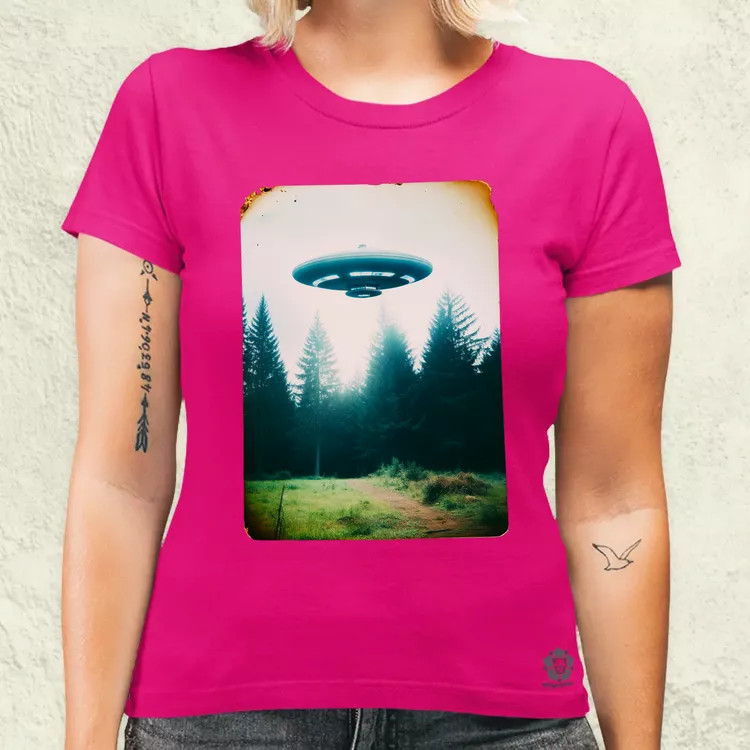 Ritka polaroid kép UFO-ról v1 női póló