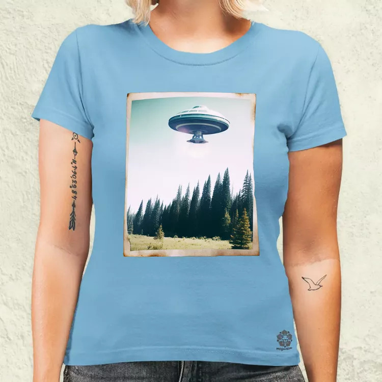Ritka polaroid kép UFO-ról v2 női póló
