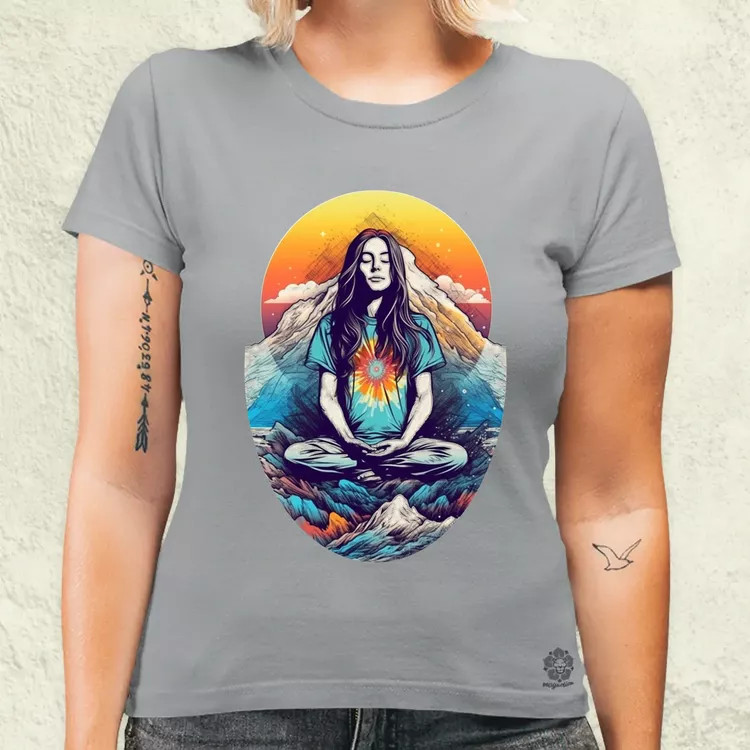 Hegyen meditálás v1 női póló