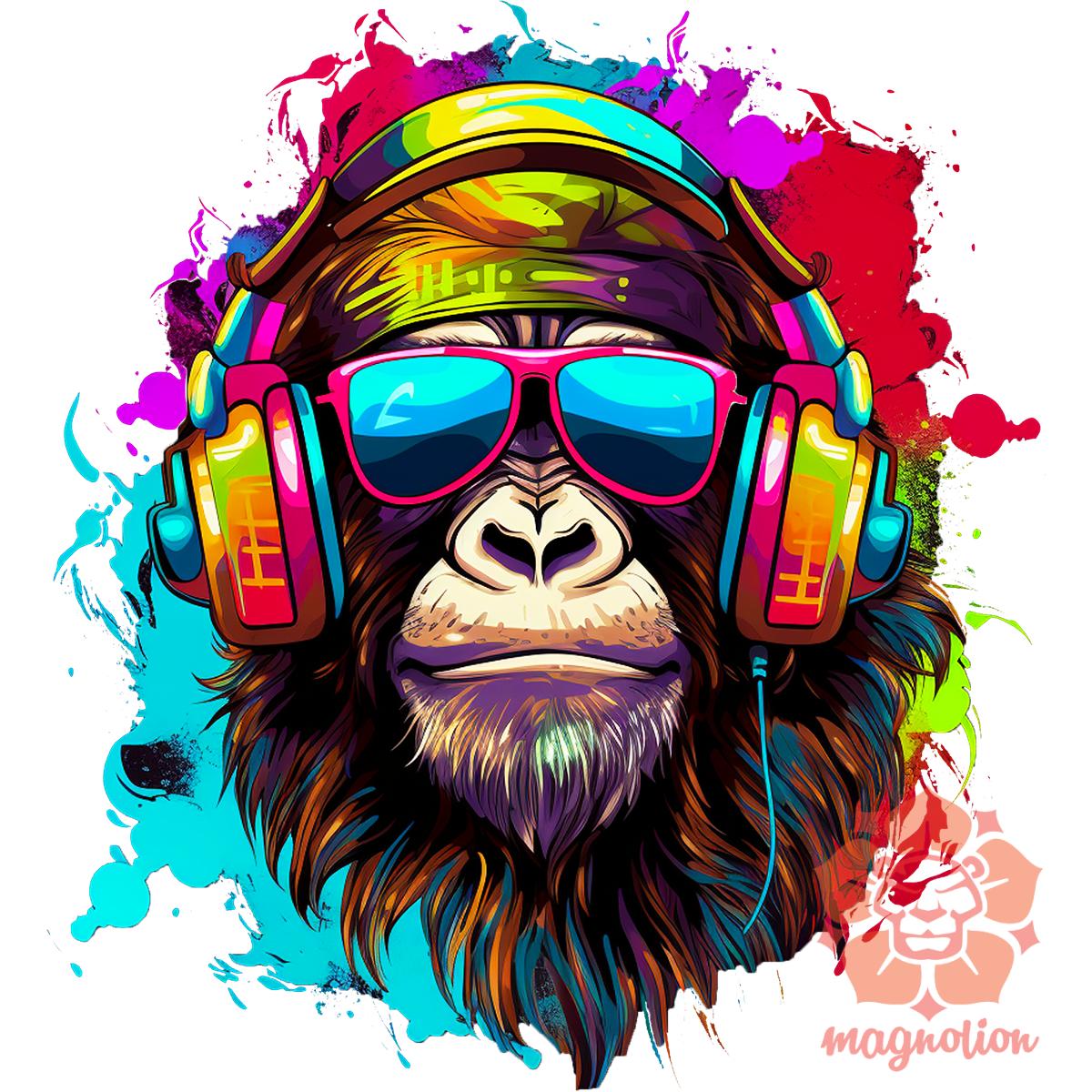 Gorilla zenét hallgat v4